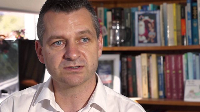 tn Prof Geraint Lewis